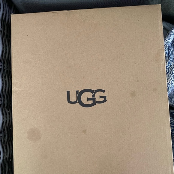 UGG mini women boots - Picture 5 of 5